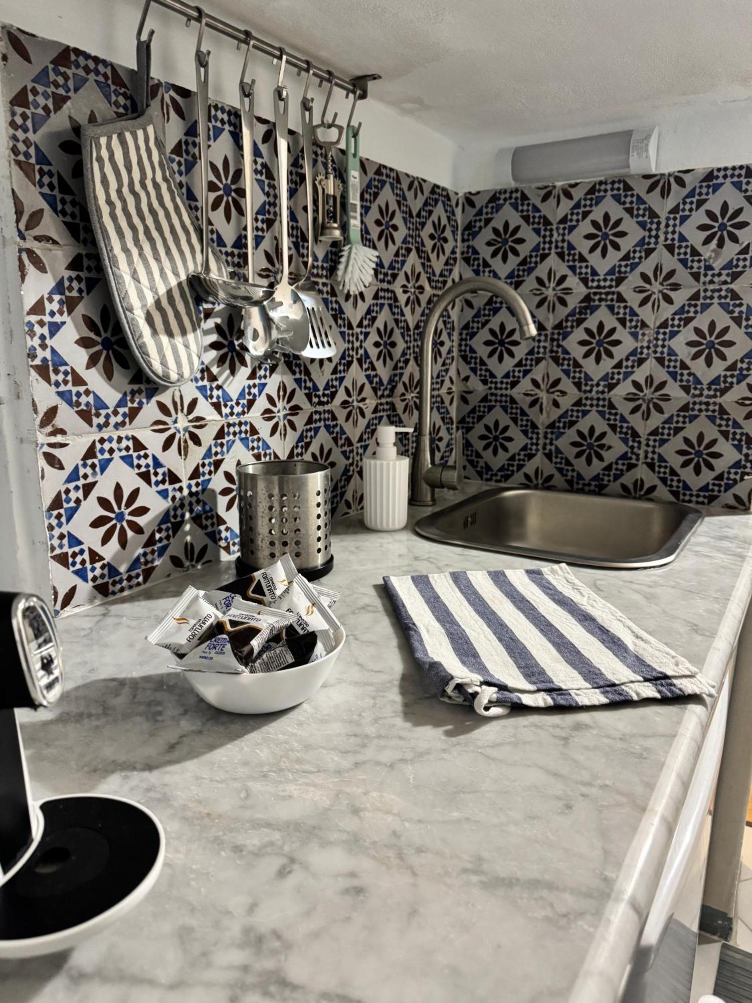 Vetriera Home Palermo Kültér fotó